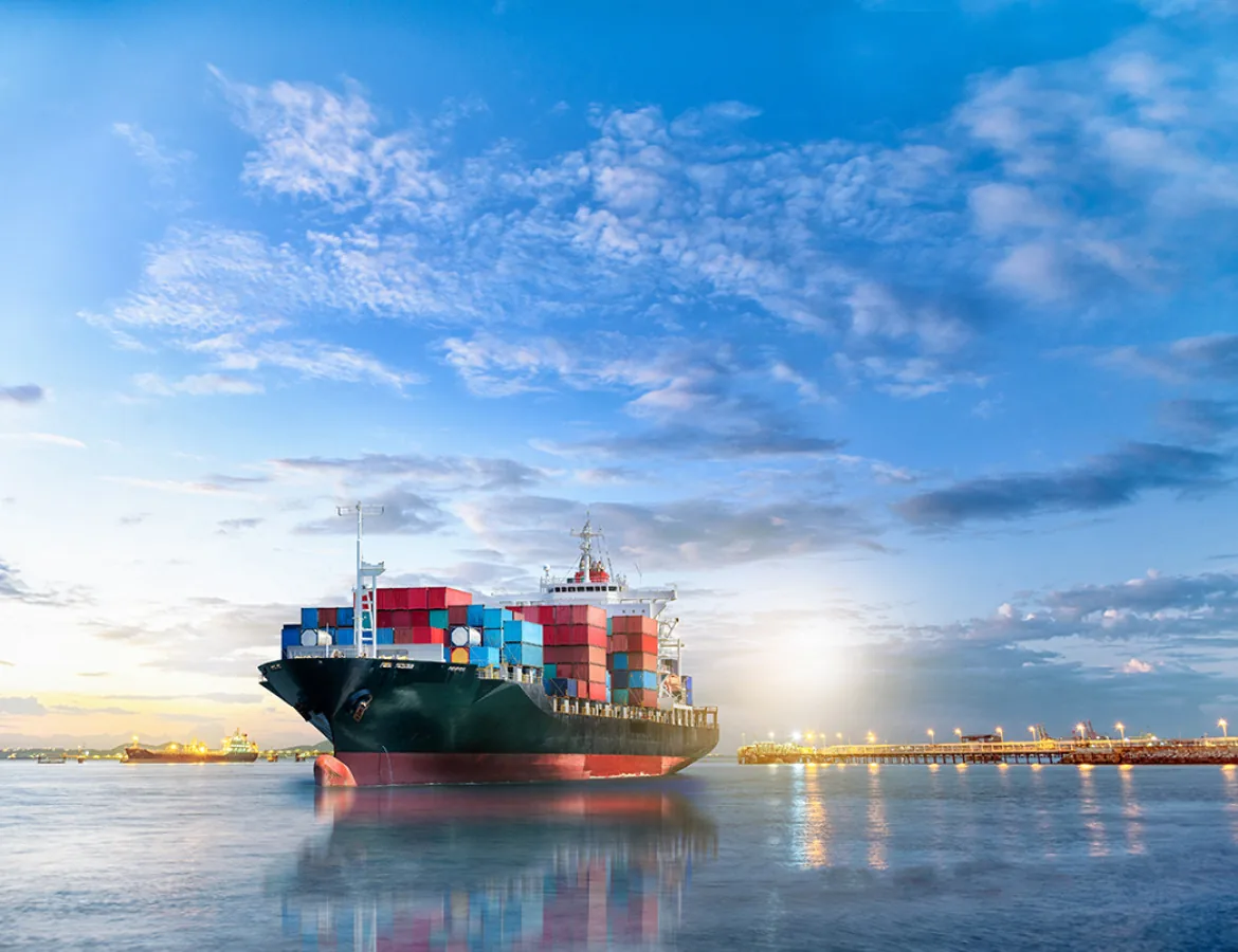 Customized SSD to deal with Heavy R/W Application for the Shipbuilding Industry